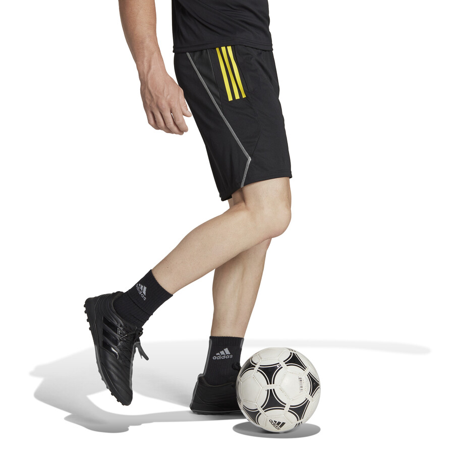 Short entraînement adidas Tiro23 noir jaune