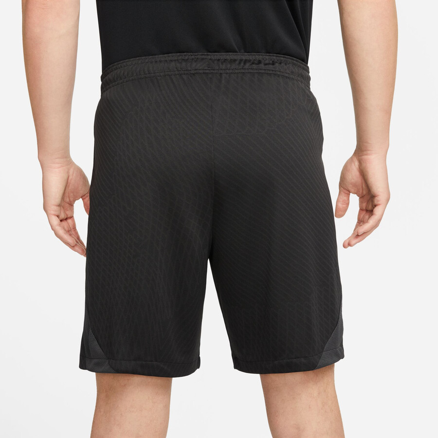 Short Nike Strike noir