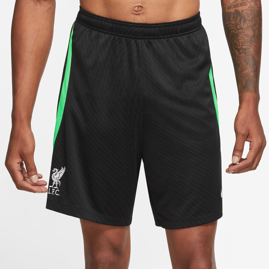 Short entraînement Liverpool Strike noir vert 2023/24