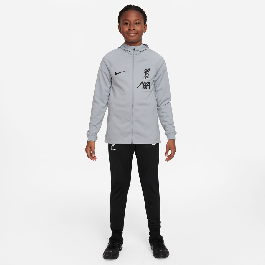 Ensemble survetement junior Liverpool Strike gris noir 2023 24 sur Foot