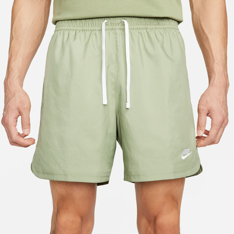 Short Nike Club Flow kaki sur Foot