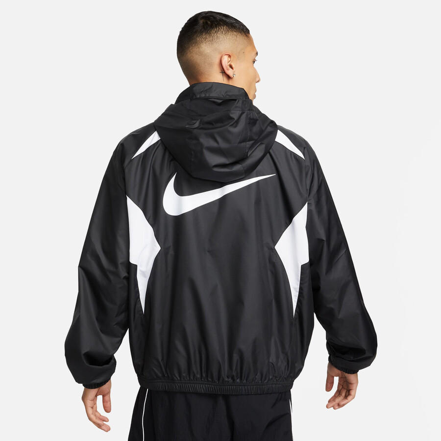 Veste impermeable Nike F.C. noir blanc sur Foot