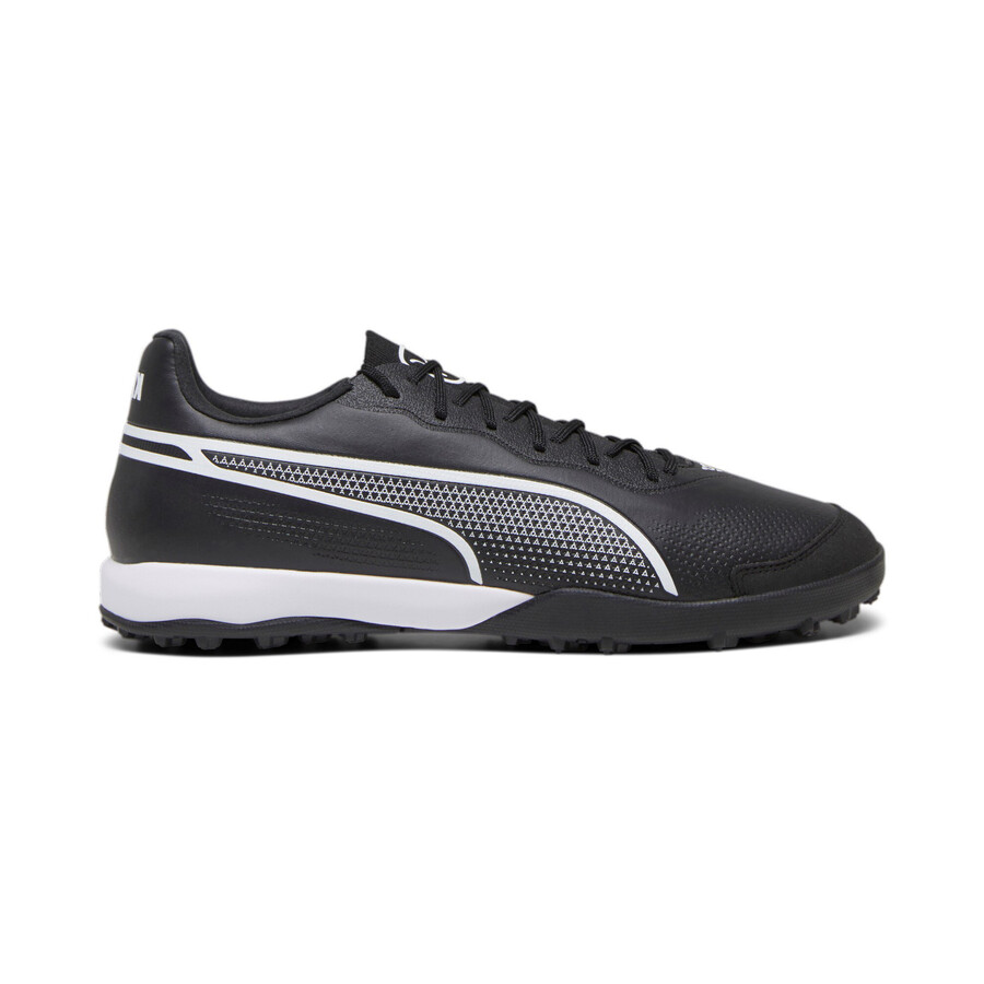 Puma King Pro Turf noir blanc sur Foot