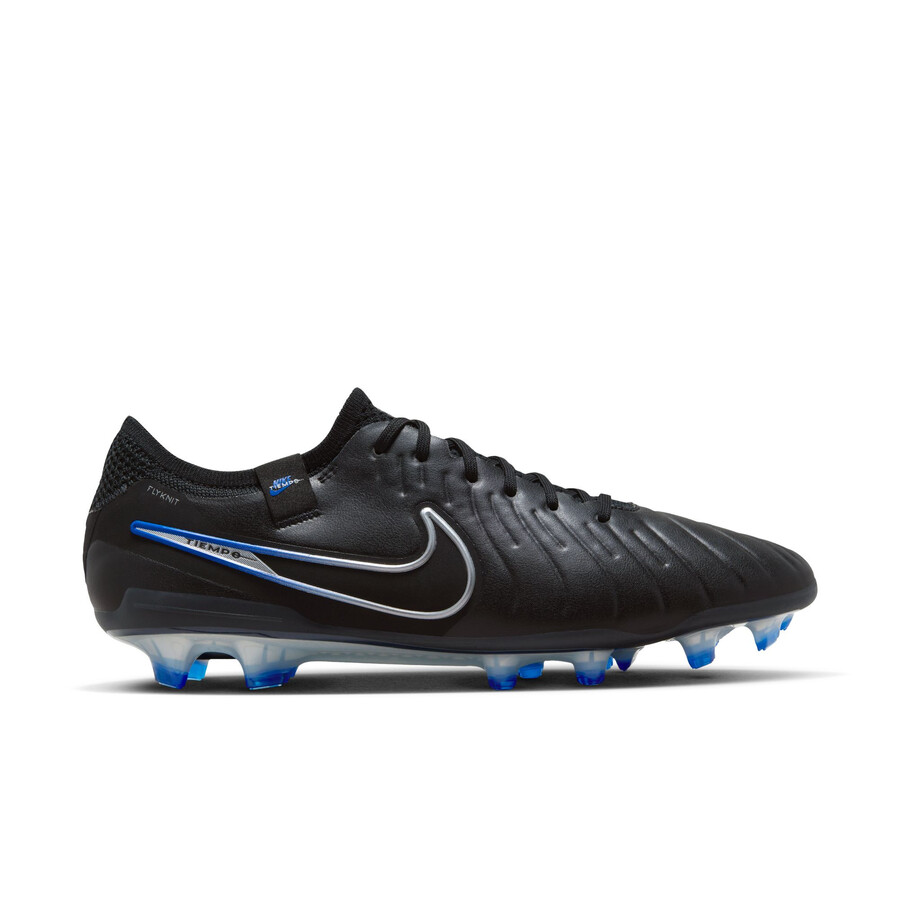 Nike Tiempo Legend 10 Elite FG noir bleu sur Foot