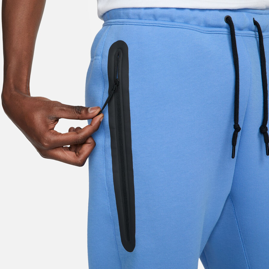 Pantalon survêtement Nike TechFleece bleu ciel