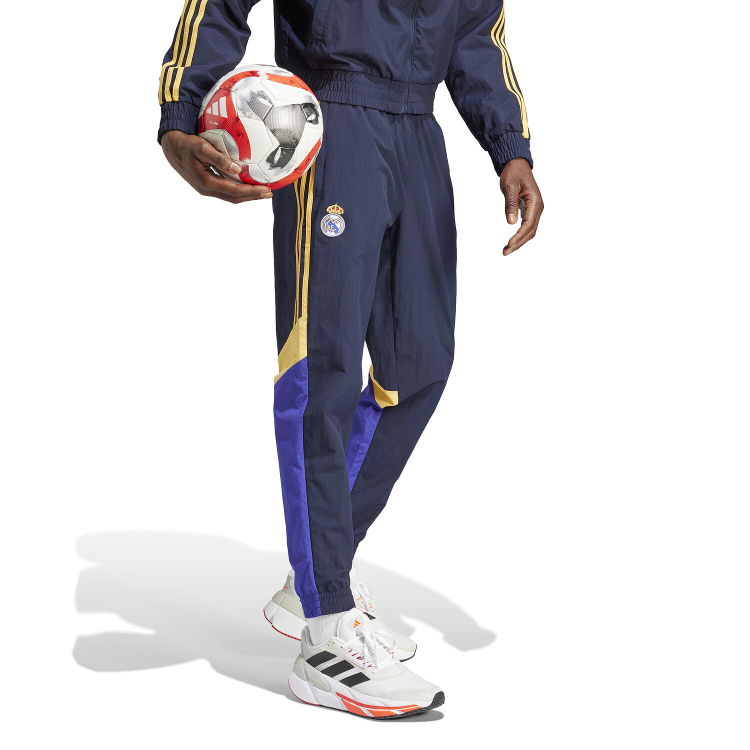 Pantalon Surv Tement Real Madrid Woven Bleu Jaune Sur Foot Fr