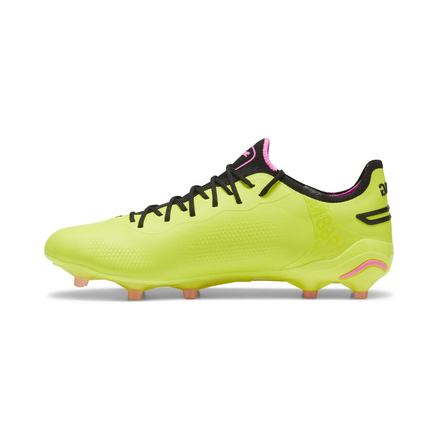 Puma King Ultimate FG AG jaune rose sur Foot