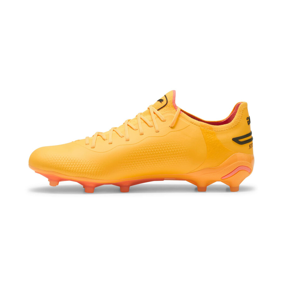 Puma King Ultimate FG AG orange sur Foot