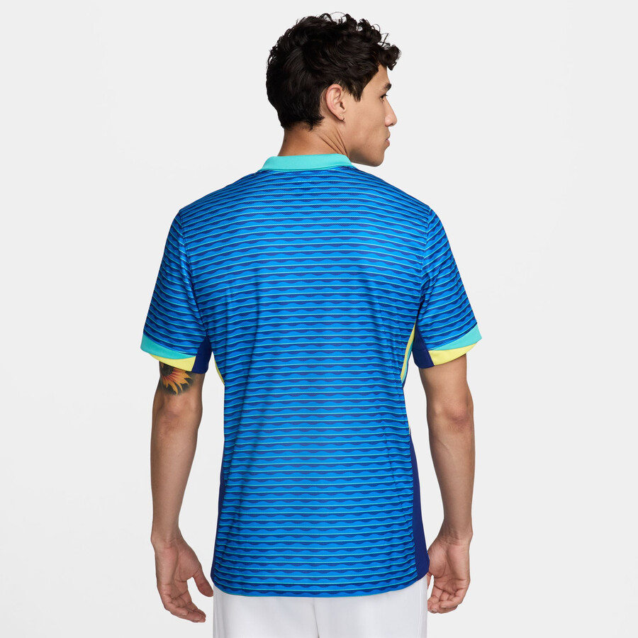 Maillot Brésil extérieur 2024