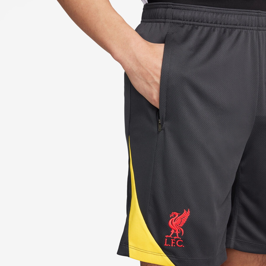 Short entraînement Liverpool Strike gris jaune 2024/25