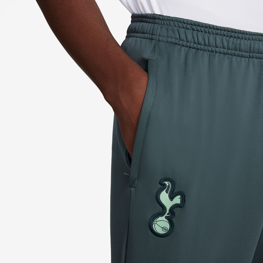 Pantalon survêtement Tottenham Strike vert 2024/25