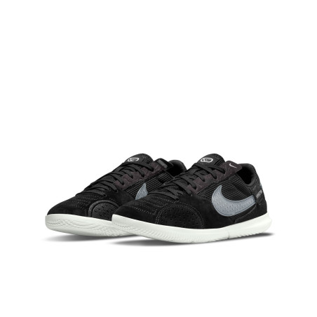 Nike StreetGato junior noir blanc