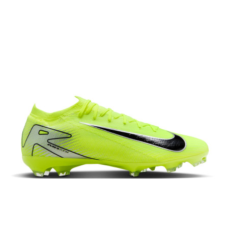 Chaussures de Foot Nike Crampon Football Foot