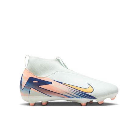 Crampon Montant Nike adidas et Puma Chaussures de Foot Montantes Foot