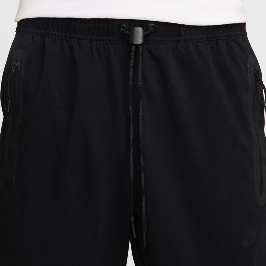 Pantalon survêtement Nike Tech Woven noir