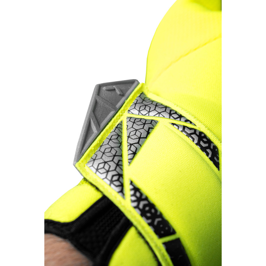 Gants gardien Reusch Attrakt Fusion Guardian jaune noir