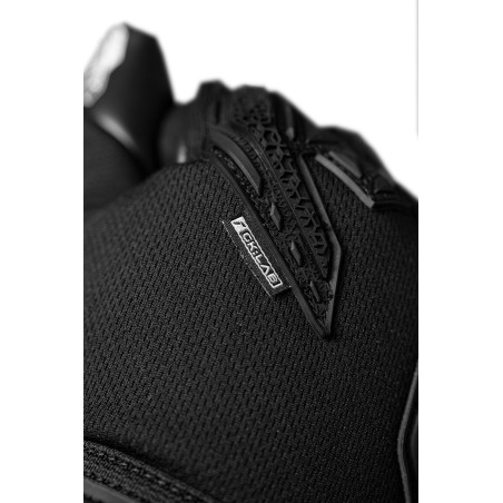 Gants gardien Reusch Attrakt Freegel Infinity noir blanc