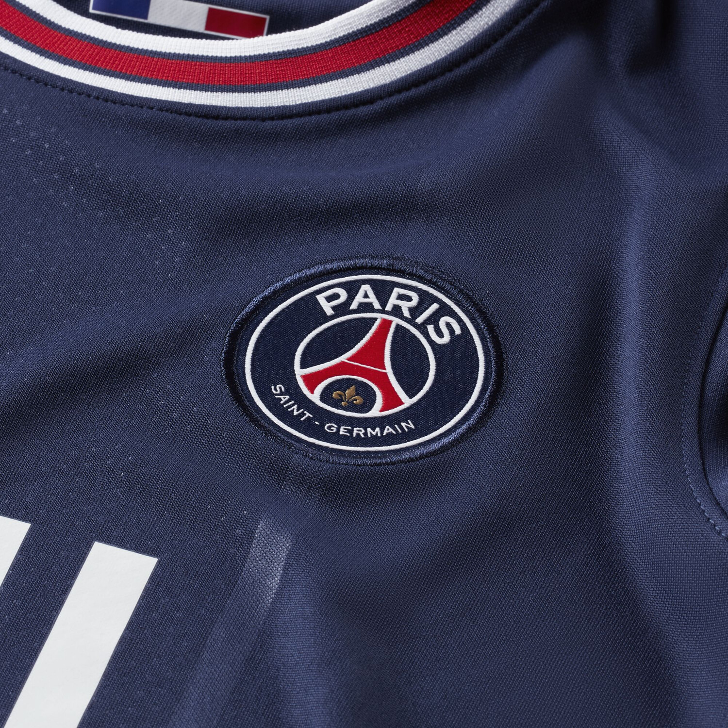 Maillot junior PSG domicile 2021/22 sur Foot.fr